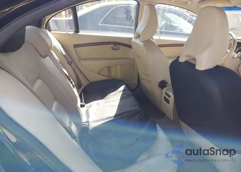 2010 Volvo S80 3.2 from USA, damaged, VIN YV1960AS2A1114481